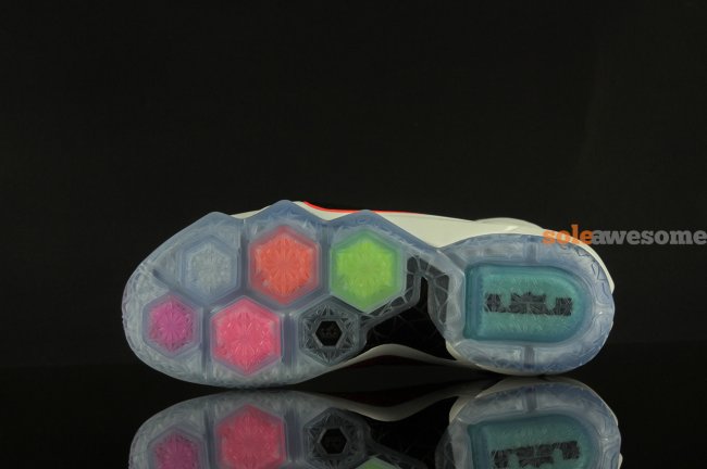 684593-601,LBJ12,LeBron 12 684593-601 LBJ12 LeBron 12 “Lion Heart” 高清实物图赏