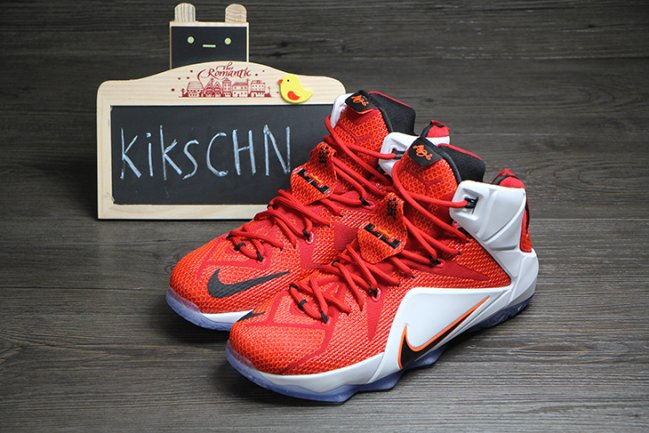 684593-601,LBJ12,LeBron 12 684593-601 LBJ12 LeBron 12 “Lion Heart” 高清实物展示