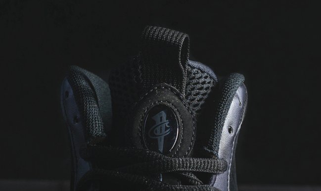 575420-006,黑麂皮喷,Foamposite One 575420-006黑麂皮喷 Nike Air Foamposite One “Triple Black” 即将发售