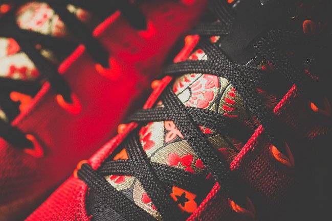683251-670,Kobe 9 EM,Kobe 9 683251-670 Kobe 9 EM “China” 美图欣赏