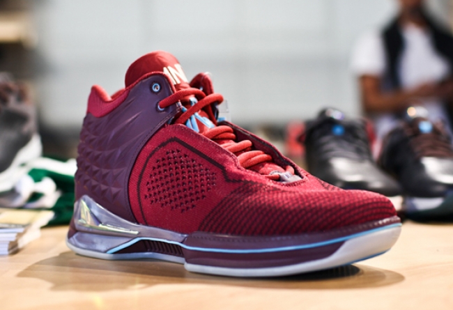 BrandBlack  新晋运动品牌 BrandBlack 能否站稳脚跟