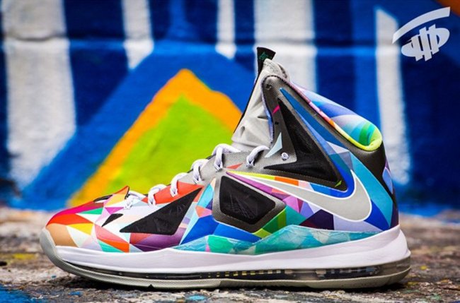 LBJ10,LeBron 10 LBJ10 LeBron 10 ＂Shattered Prism＂ 定制球鞋欣赏