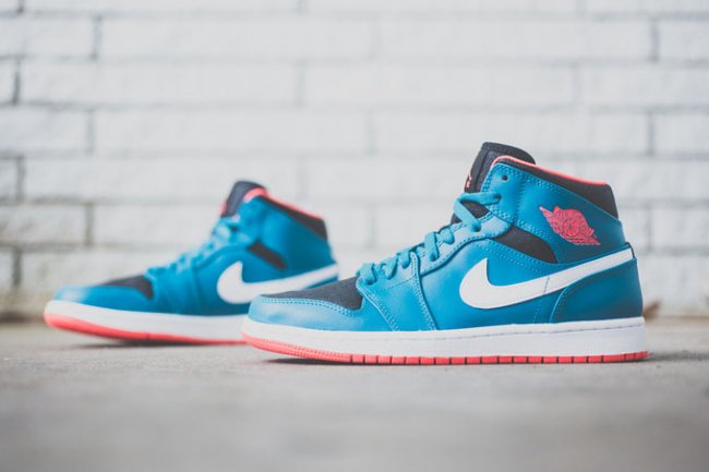 AJ1,Air Jordan 1,Air Jordan 1 AJ1 Air Jordan 1 Mid 两款新配色即将发售