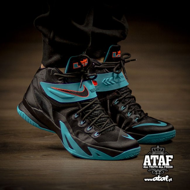 士兵8,Nike Zoom Soldier 8,653641 653641-002士兵8 Nike Zoom Soldier 8 “Dusty Cactus” 新色发售