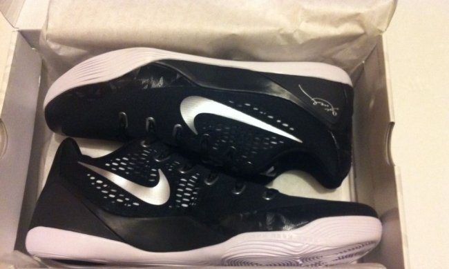 Kobe 9 EM,Kobe 9 科比9代 Kobe 9 EM 黑银配色实物曝光