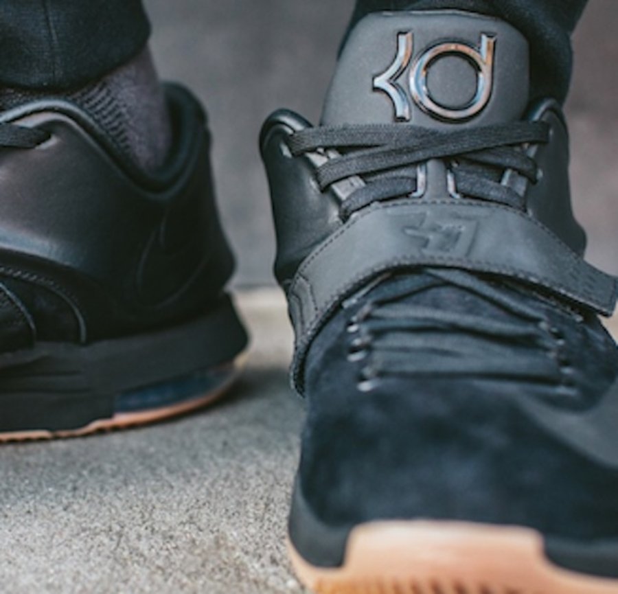 KD7  KD7 EXT “Black Suede” 黑麂皮配色上脚实拍