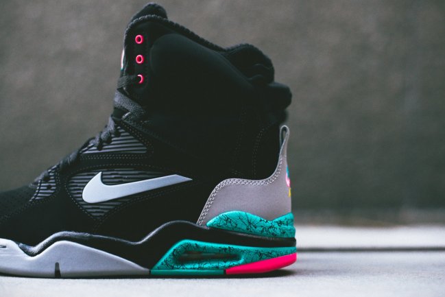 684715-001,Nike Air Command Fo 684715-001 Nike Air Command Force “Spurs” 马刺配色即将发售