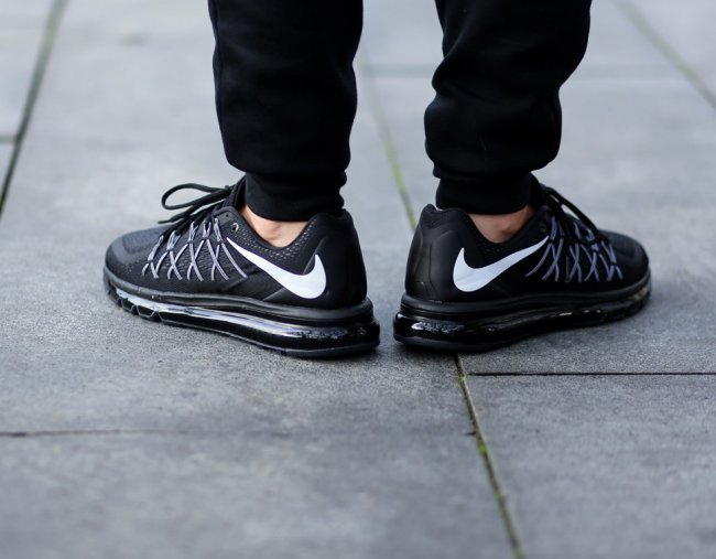 Nike Air Max 2015  Nike Air Max 2015 黑白配色上脚实拍