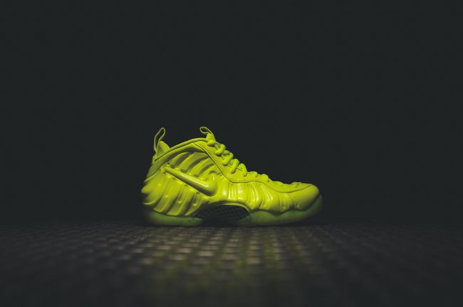 624041-700,Foamposite Pro,Foam 624041-700 Nike Air Foamposite Pro “Volt” 实物美图欣赏