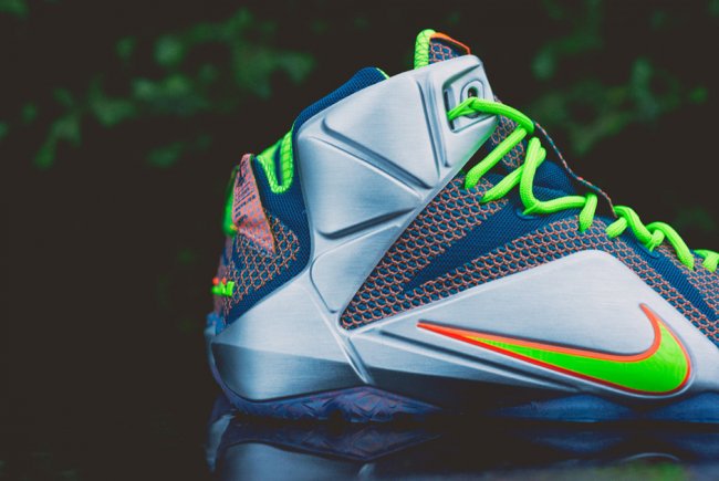707782-430,LBJ12,LeBron 12 707782-430LBJ12 LeBron 12 ＂Trillion Dollar Man＂ 即将发售