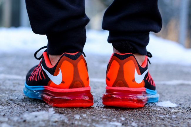Nike Air Max 2015  Nike Air Max 2015 蓝红渐变配色上脚实拍