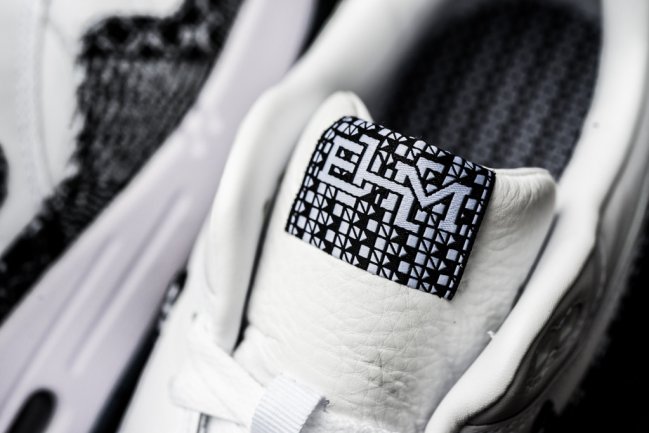 739386-100,Air Max 1,BHM 739386-100 Nike Air Max 1 ＂BHM＂ 黑人月配色清晰图赏