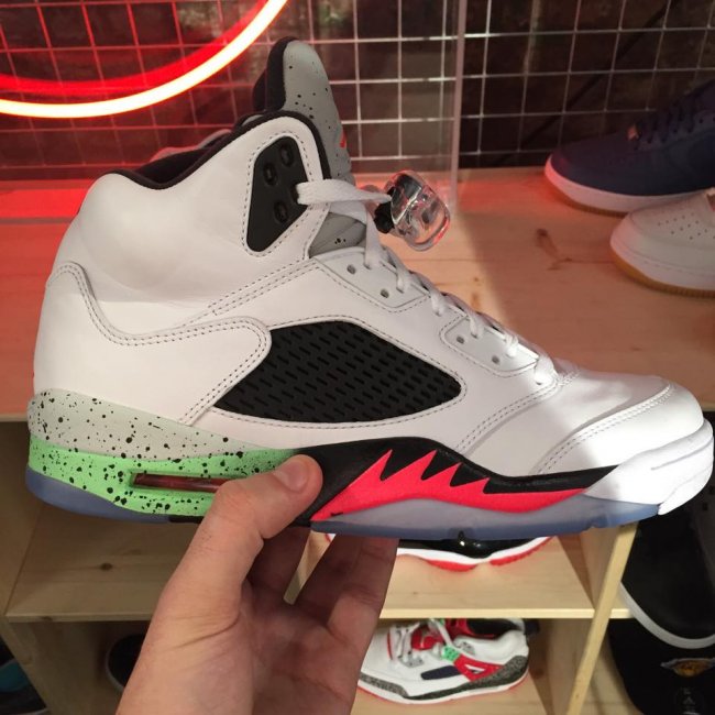 Air,Jordan,5,红外线红/毒液绿 136027-115 AJ5 Air Jordan 5 红外线红/毒液绿发售信息