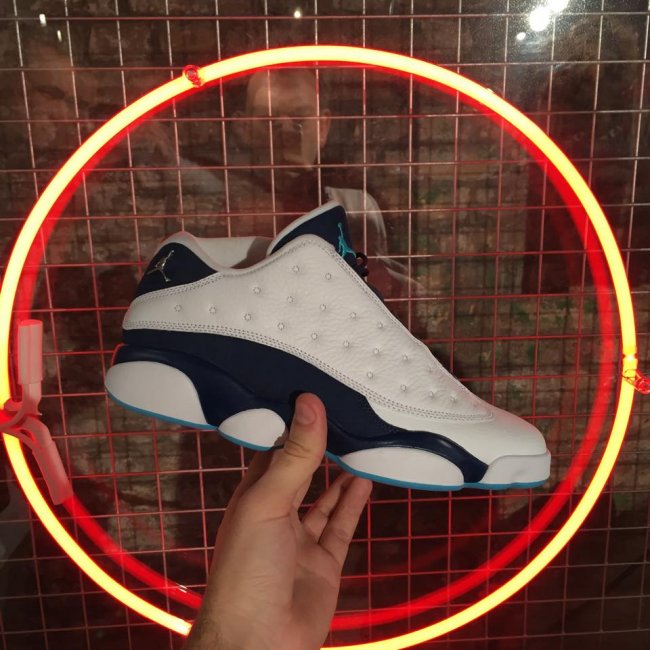 310810-107,AJ13低帮,AJ13,Air Jor 310810-107AJ13低帮 Air Jordan 13 Low “Hornets” 黄蜂配色发售信息