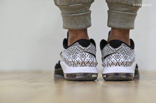 718817-010,KD7,BHM 718817-010 KD7 BHM 黑人月上脚实拍