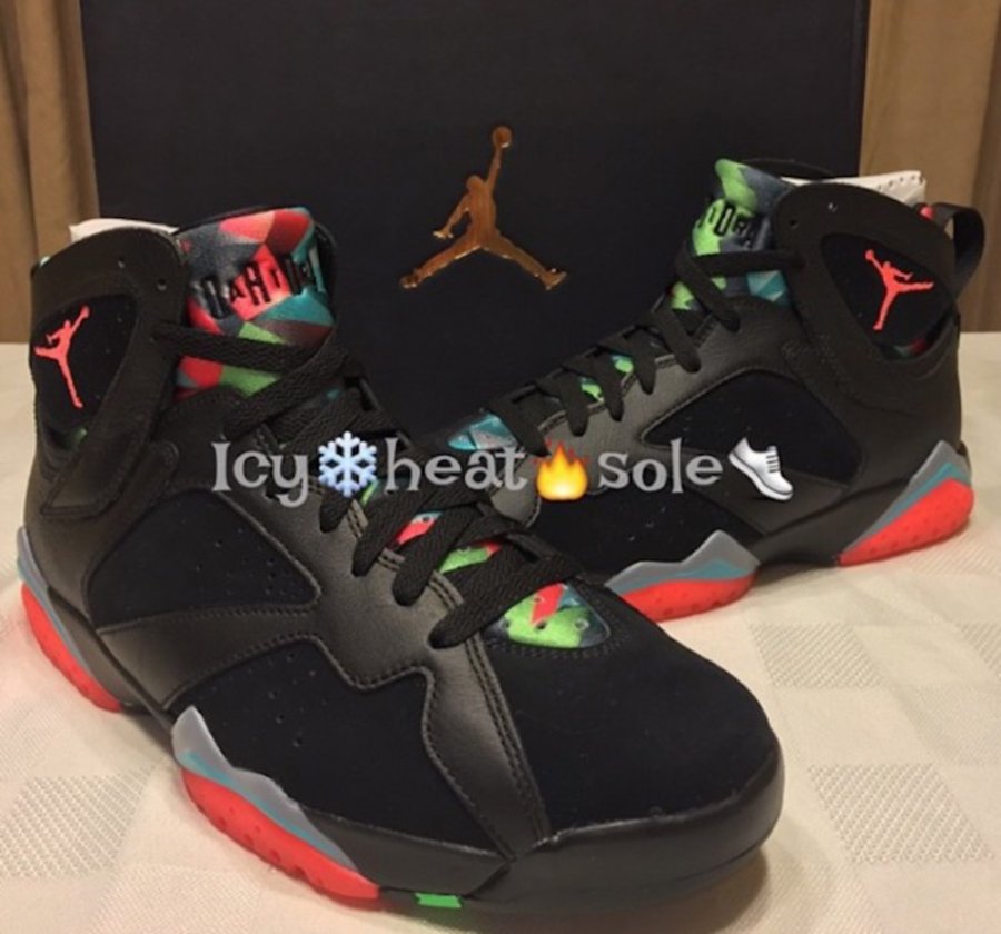 705350-007,AJ7,Air Jordan 7 705350-007火星人马文AJ7 火星人马文 Air Jordan 7 “Marvin the Martian” 实物