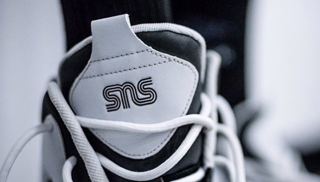 球鞋资讯,球鞋新闻,时尚杂  Packer Shoes x SNS x Reebok Kamikaze II “TOKEN38” 曝光