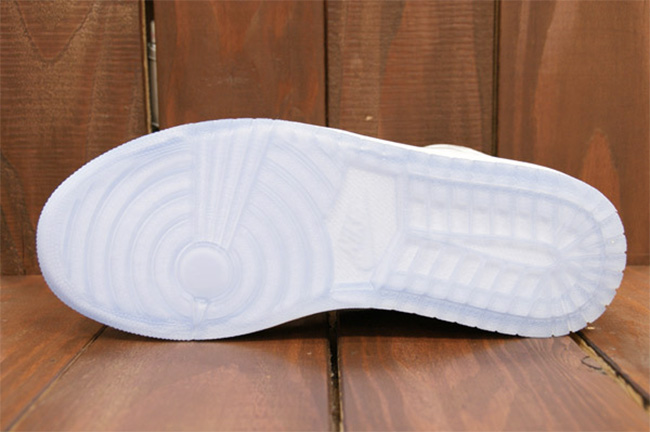 Air,Jordan,“,Laser,”,镭射,配色,发售, 705289-100AJ1 Air Jordan 1 “Laser” 镭射配色发售信息