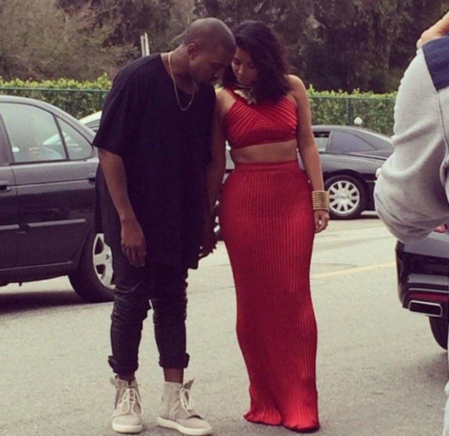 Kanye,West亲着adidas,Yeezy鞋款 侃爷adidas阿迪 Kanye West 上脚 adidas Yeezy 750 Boost & 发售信息