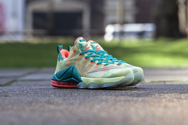 776652-383,LBJ12 Low,LeBron 12 776652-383LBJ12低帮 LeBron 12 Low “LeBronold Palmer” 实物美图欣赏