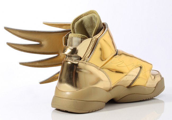 Jeremy Scott  Jeremy Scott x adidas Originals Wings 3.0 “Gold” 奢华来袭