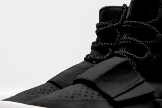 adidas Yeezy 750 Boost,Kanye W  adidas Yeezy 750 Boost ＂Black＂ 黑色配色再亮相