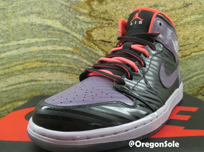 AJ1 Mid,Air Jordan 1 Mid AJ1 Air Jordan 1 Mid “Joker” 未市售样品曝光