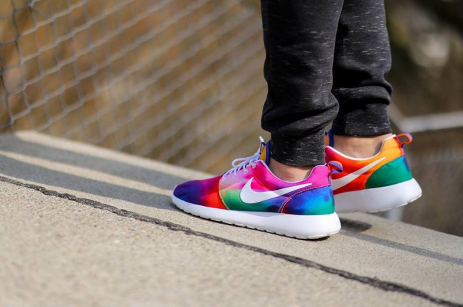 Nike Roshe Run  Nike Roshe Run Print “Multicolor” 缤纷色彩来袭！