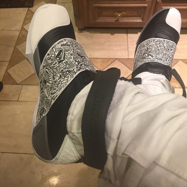 AJ20,XX,Air Jordan XX AJ20 Air Jordan XX ＂Playoffs＂ 季后赛配色亮相