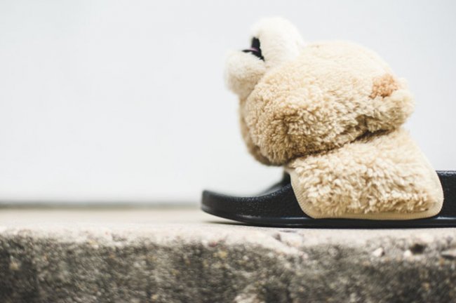 Jeremy Scott,adidas  Jeremy Scott x adidas Originals Teddy 泰迪熊拖鞋近赏