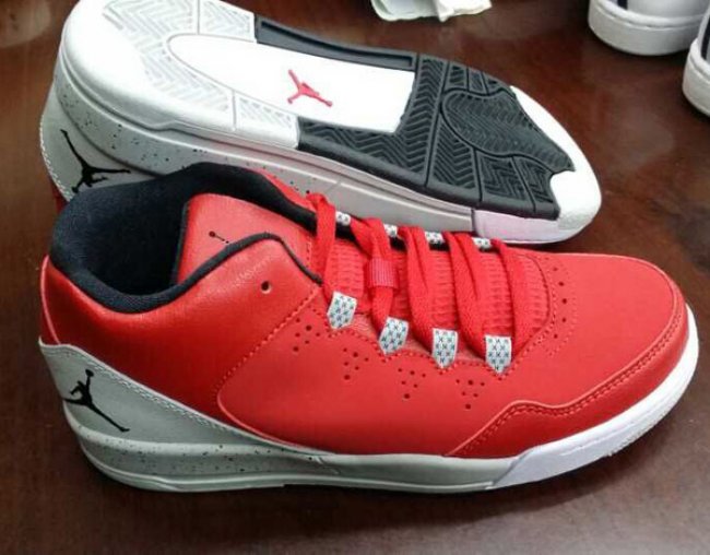 Jordan,Brand,新式,Team,鞋款,实物,亮相,  Jordan Brand 新式 Team 鞋款实物亮相