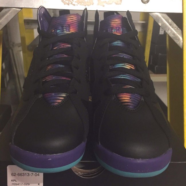AJ7,Air Jordan 7 AJ7 Air Jordan 7 GS “Lola Bunny” 罗拉兔配色发售信息