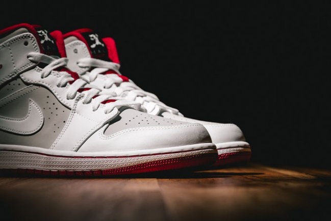 719551-123,AJ1,Air Jordan 1 Mi 719551-123AJ1 Air Jordan 1 Mid ＂Hare＂  实物近赏
