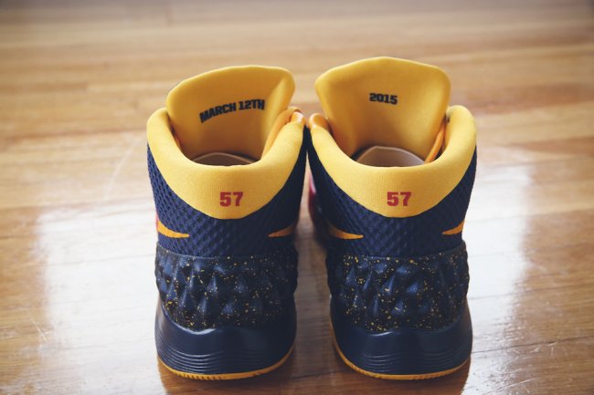 Kyrie 1,Nike  Nike Kyrie 1 “57 Points” PE 实物图赏