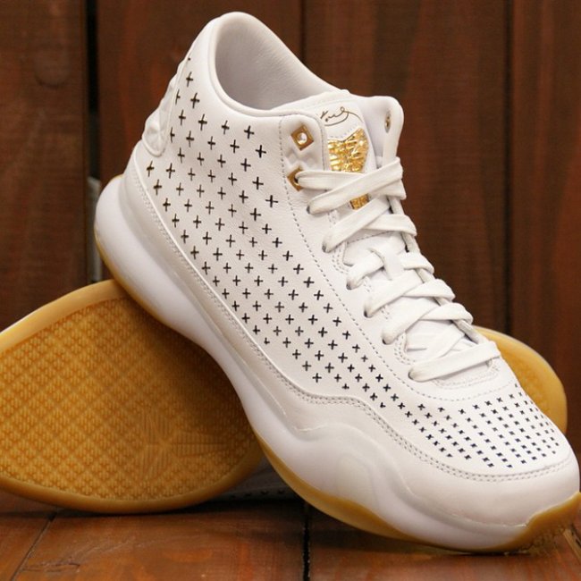 Kobe 10 EXT Mid,Kobe 10 802366-100 Kobe 10 EXT Mid 白生胶配色即将登场