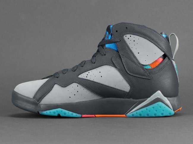 304775-016,AJ7,Air Jordan 7 304775-016AJ7 Air Jordan 7 Retro “Barcelona Days” 实物新图
