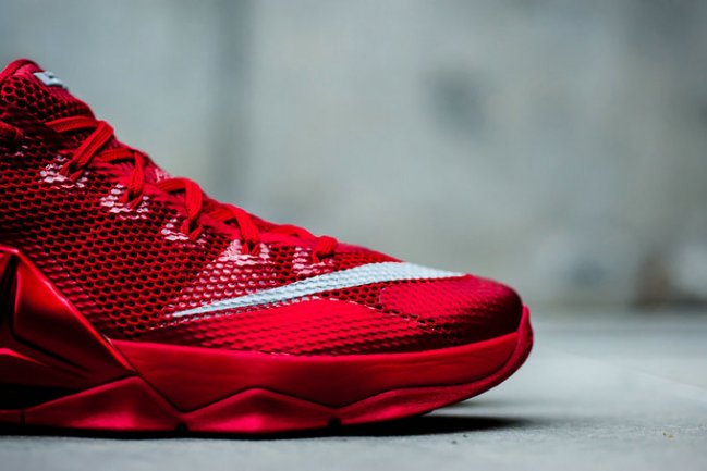 LBJ12低帮,LeBron 12 Low,LBJ12,LB LBJ12低帮 LeBron 12 Low Premium ＂University Red＂ 美图实拍欣赏