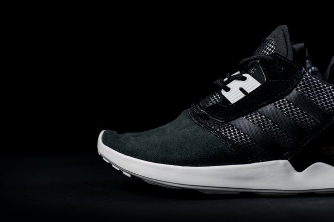 ZX 8000 Boost,adidas  adidas ZX 8000 Boost “Core Black” 即将发售