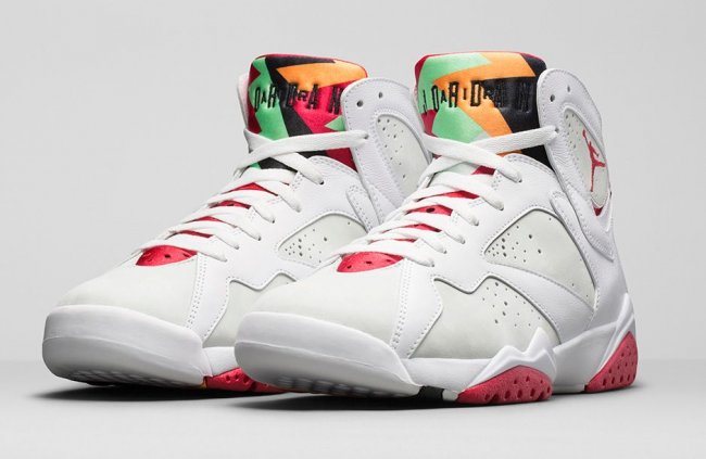304775-125,AJ7,Air Jordan 7 304775-125AJ7 兔八哥再现，Air Jordan 7 “Hare” 官方发售信息