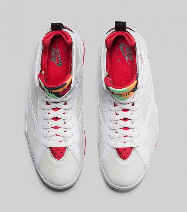 304775-125,AJ7,Air Jordan 7 304775-125AJ7 兔八哥再现，Air Jordan 7 “Hare” 官方发售信息