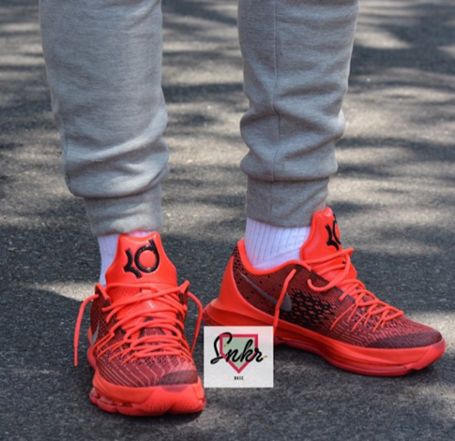 KD8,Nike,749375-610 749375-610 KD8 “Bright Crimson” 上脚实拍