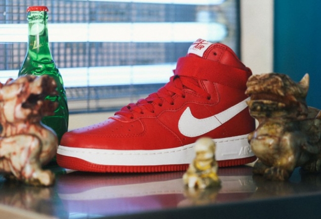 AF1,Air Force 1 AF1 Nike Air Force 1 High “耐克/Nai Ke” 健身红版本亮相