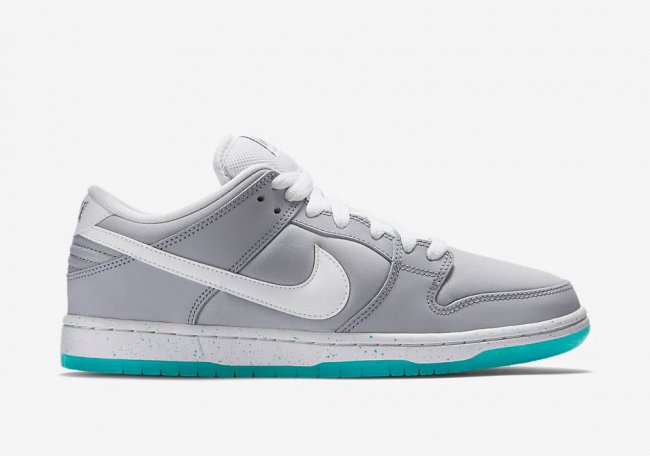 313170-022,Dunk Low,Nike SB,Ni 313170-022 预热之作，Nike SB Dunk Low “Air Mag” 海外明日发售