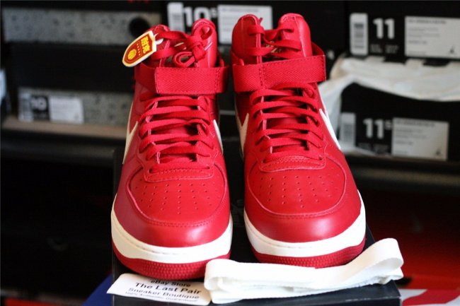 743546-600,AF1,Air Force 1,Nik 743546-600AF1 Nike Air Force 1 High QS “Nai Ke” 红色版本实物近赏