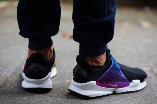 Sock Dart,Nike  支持同性恋权益，Nike Sock Dart #BeTrue 上脚近赏