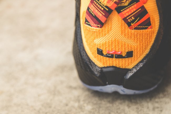 684593-830,LBJ12,LeBron 12 684593-830LBJ12 LeBron 12 “Witness” 实物美图近赏