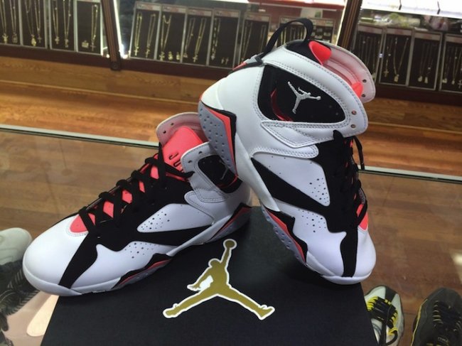 442960-106,AJ7,Air Jordan 7 442960-106AJ7 Air Jordan 7 GS “Hot Lava” 即将发售