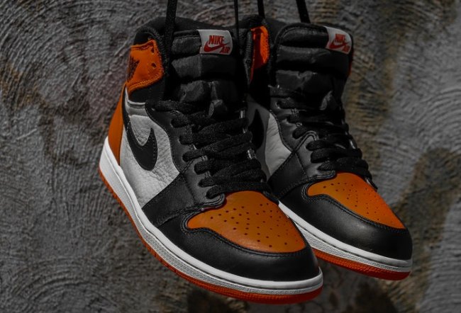 555088-005,AJ1,Air Jordan 1 555088-005AJ1 扣碎篮板 Air Jordan 1 OG “Shattered Backboard” 近赏