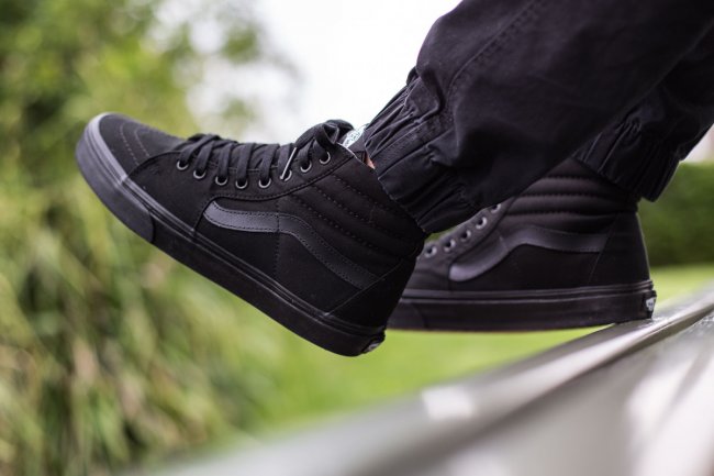 Sk8-Hi,VANS  VANS Sk8-Hi “Triple Black” 全黑新色登场