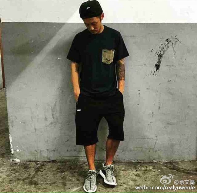 adidas Yeezy Boost 350  余文乐上脚 adidas Yeezy Boost 350